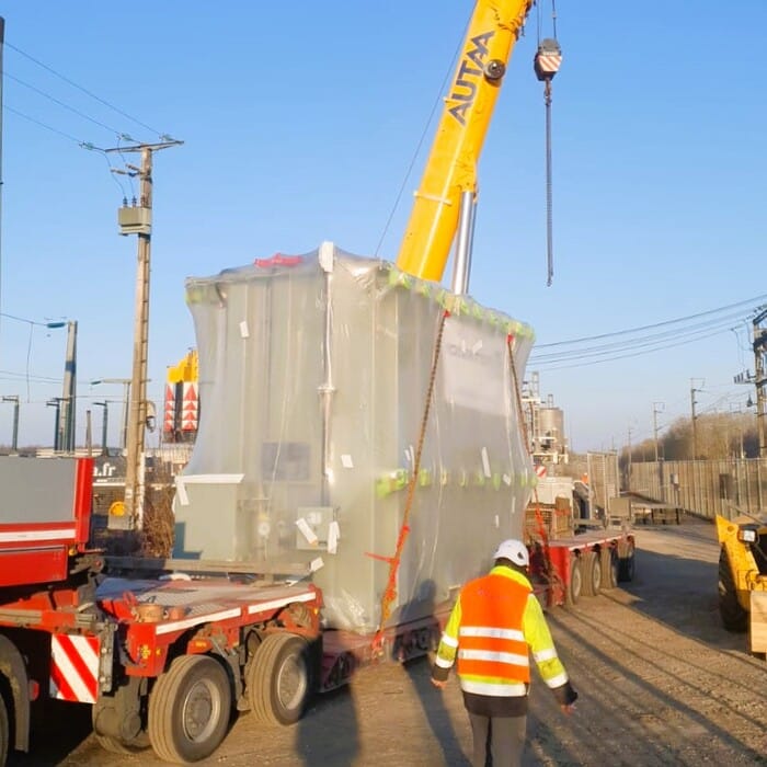 transporte del transformador dirección de obra SONEC project management