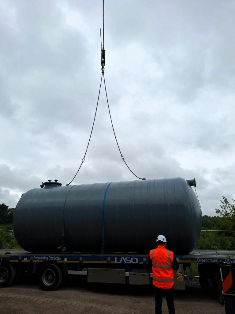 Supervision de l'installation d'une deposit SANERGRID par les équipes SONEC