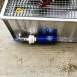 Kit de filtration SPI PETRO-PIT-410 monté sur bac de rétention anti-feu SANERGRID pour drainage des huiles diélectriques
