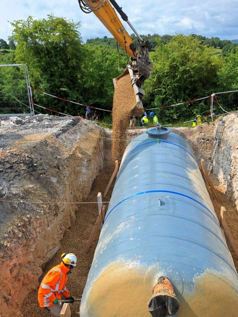 Fosa DEPOSIT SANERGRID como alternativa a la fosa de hormigón, con un mejor desempeño ambiental y mayor seguridad