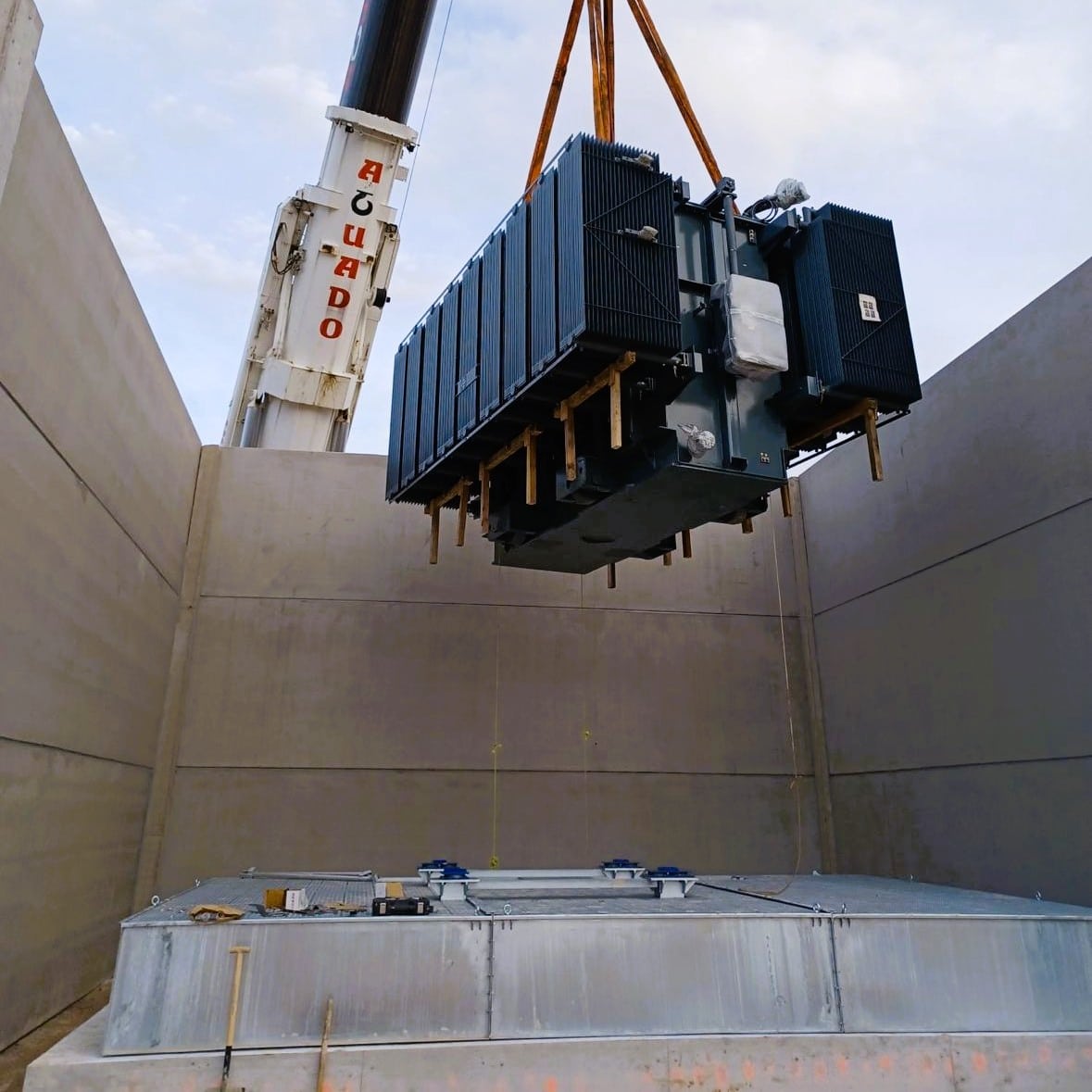 Grutage transformateur sur bacs de rétention modulaire anti feu ERT MODULO3