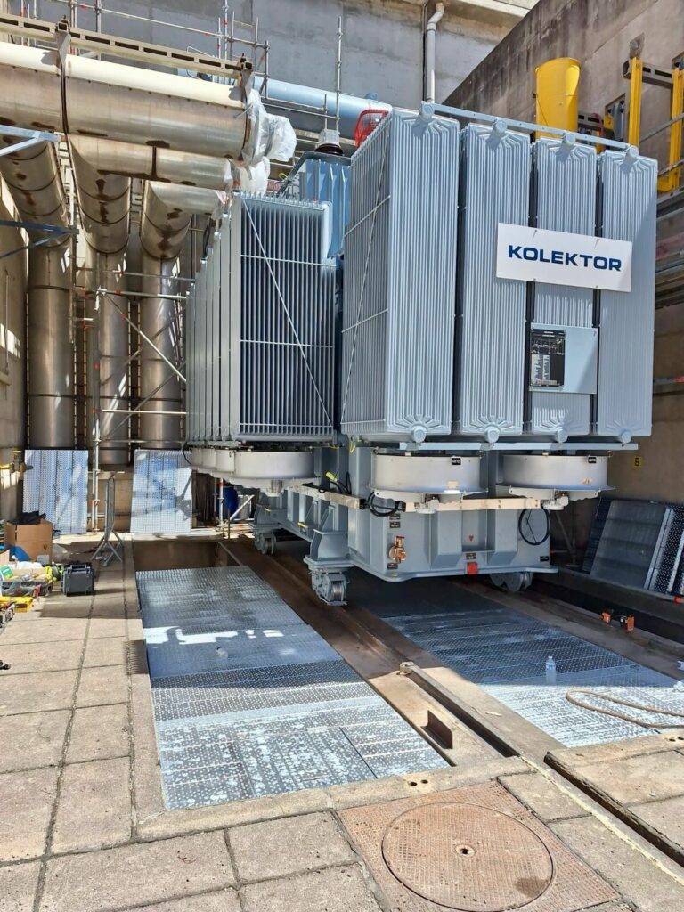 Trasformatore di potenza su vasca con copertura tagliafuoco SANERGRID