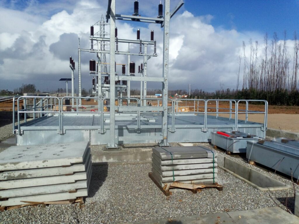 Vasca TRT con parapetto perimetrale su sistema di protezione antincendio LHD di Sanergrid e PCP per opere civili ridotte